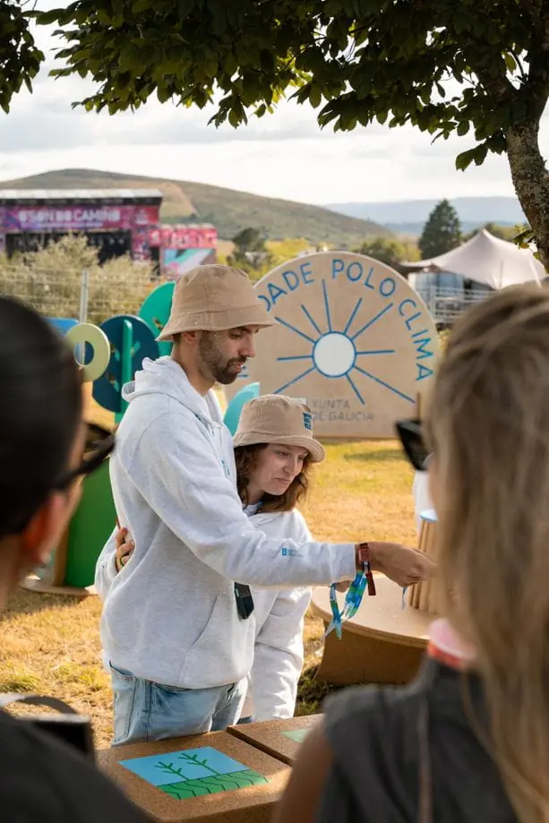 Persiguiendo la música con Van polo clima 1
